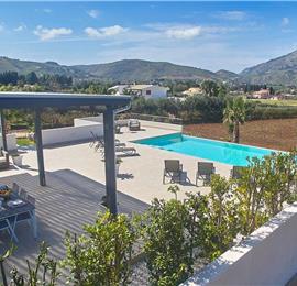 5 bedroom villa with infinity pool, Castellammare del Golfo, sleeps 9